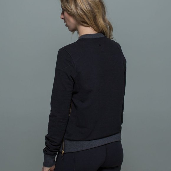 Lululemon Future Varsity Pullover - Picture 2 of 16